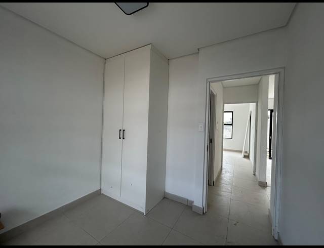 2 BEDROOM APARTMENT TO LET IN MILNERTON CENTRAL